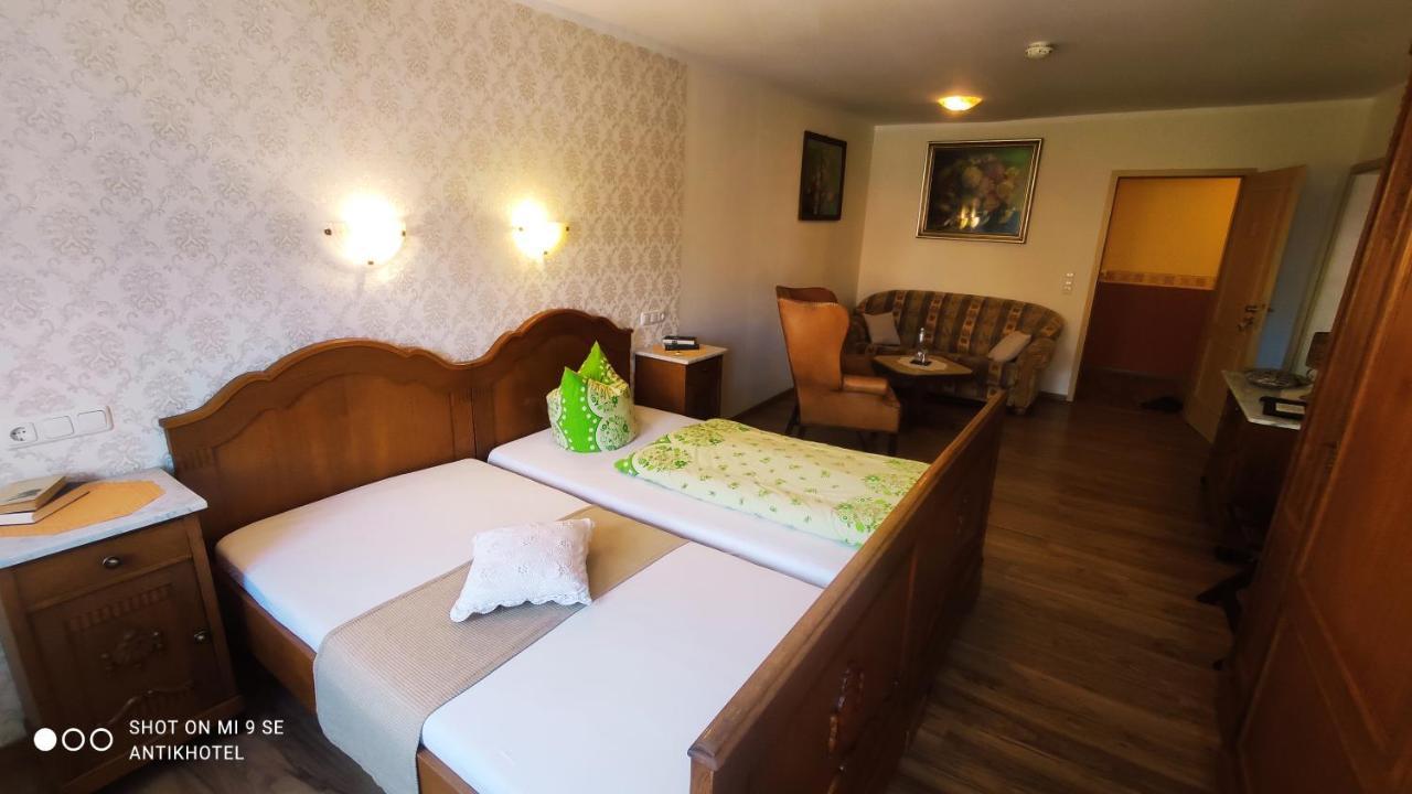 Antikhotel Steinbacher Hof Steinbach am Wald Luaran gambar